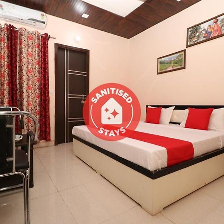 Oyo 28338 New Life Hotel Banur Exterior photo