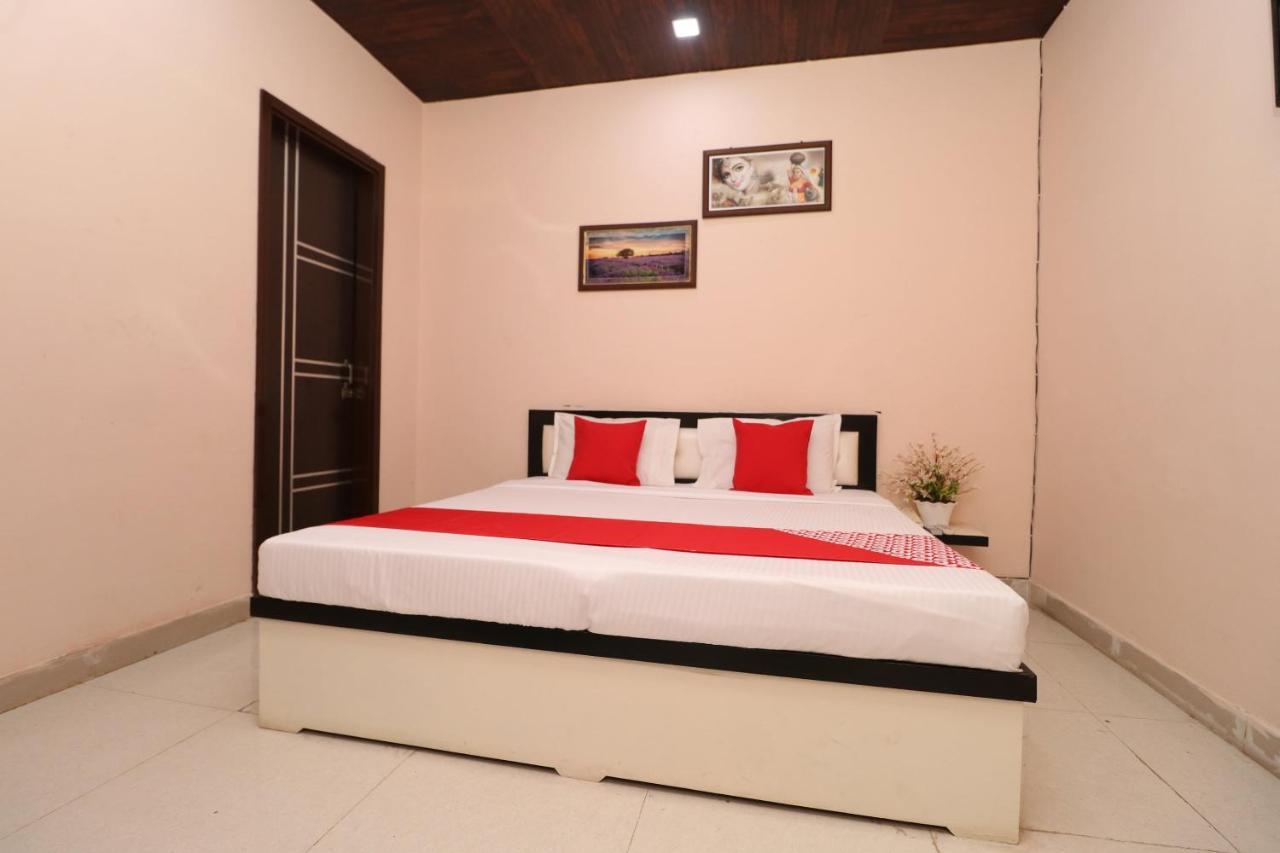 Oyo 28338 New Life Hotel Banur Exterior photo