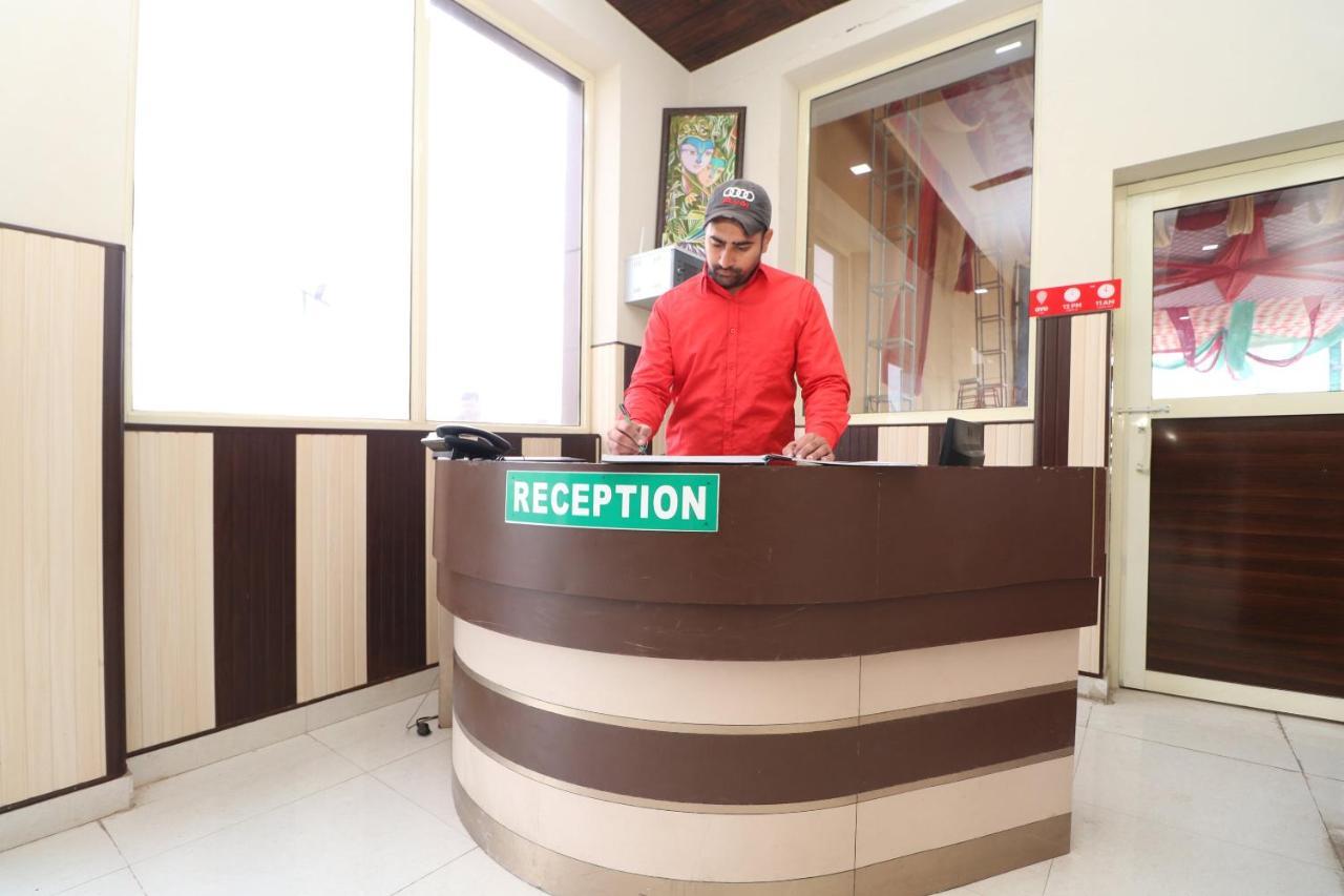 Oyo 28338 New Life Hotel Banur Exterior photo